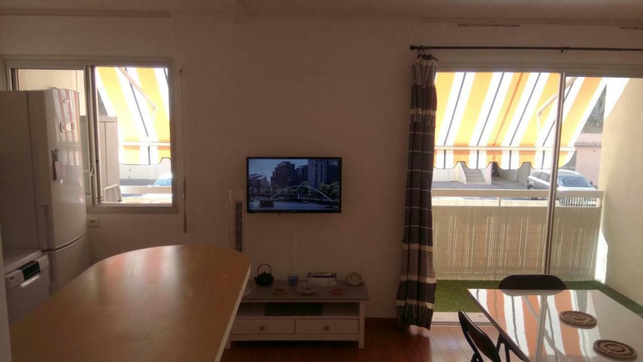 Studio Petit Navire Apartamento Menton Exterior foto