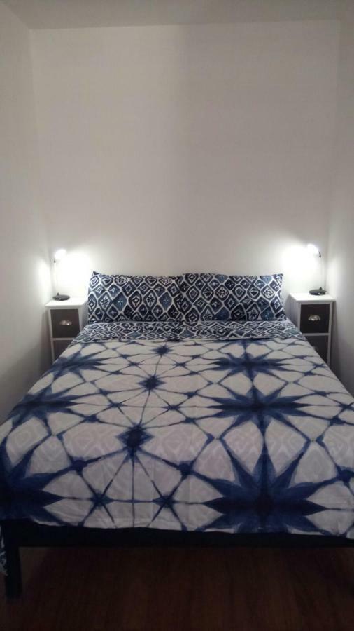 Studio Petit Navire Apartamento Menton Exterior foto
